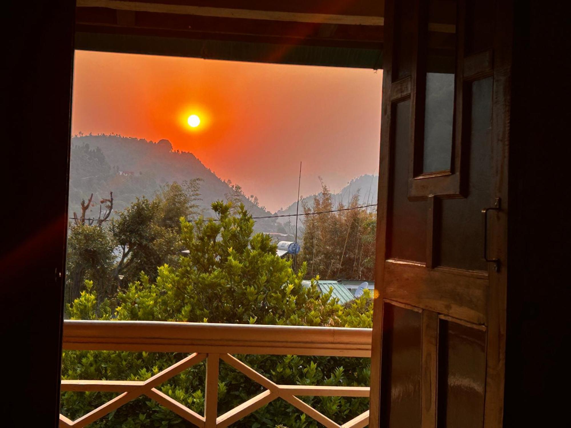 Emerald Trail Bhimtal Ngoại thất bức ảnh