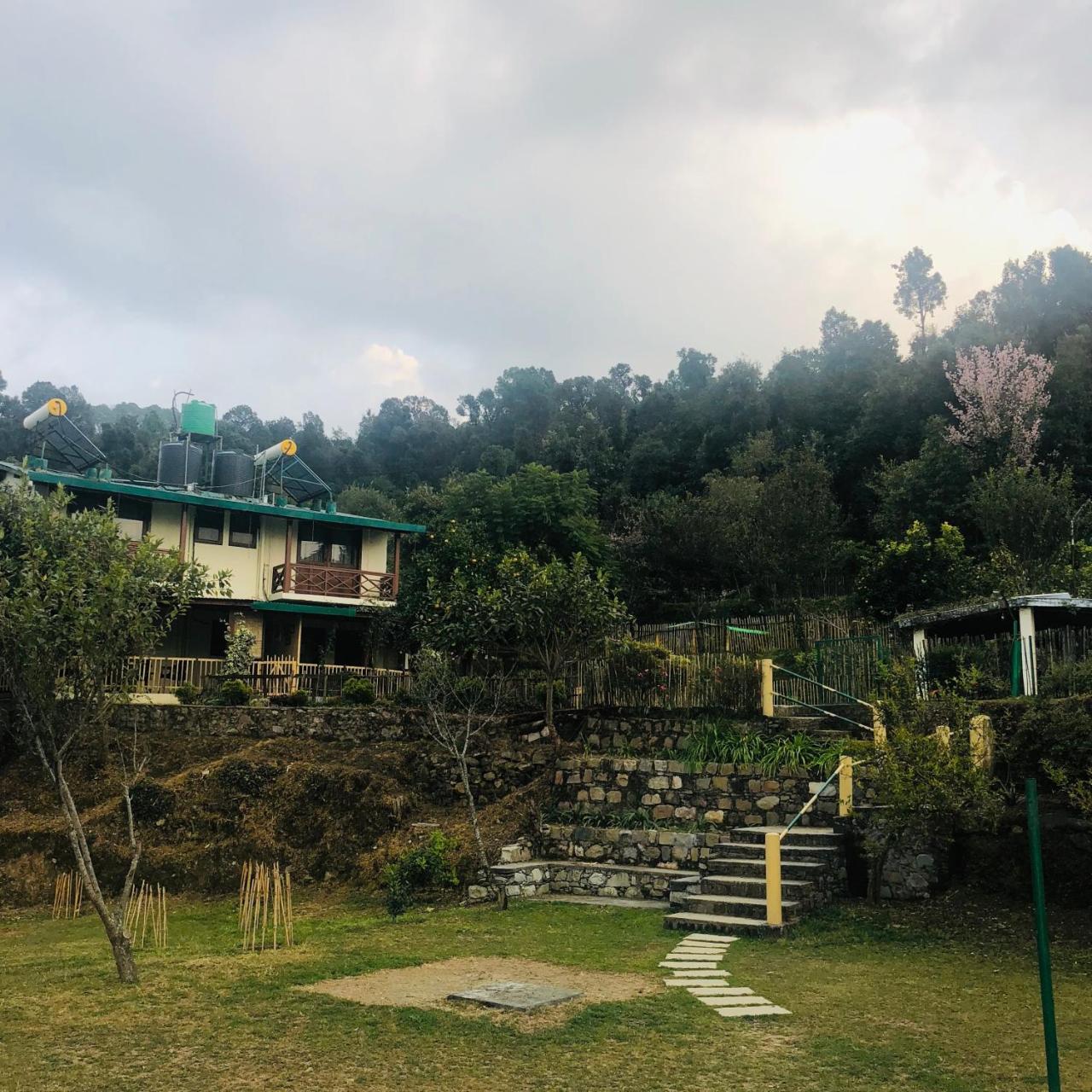 Emerald Trail Bhimtal Ngoại thất bức ảnh