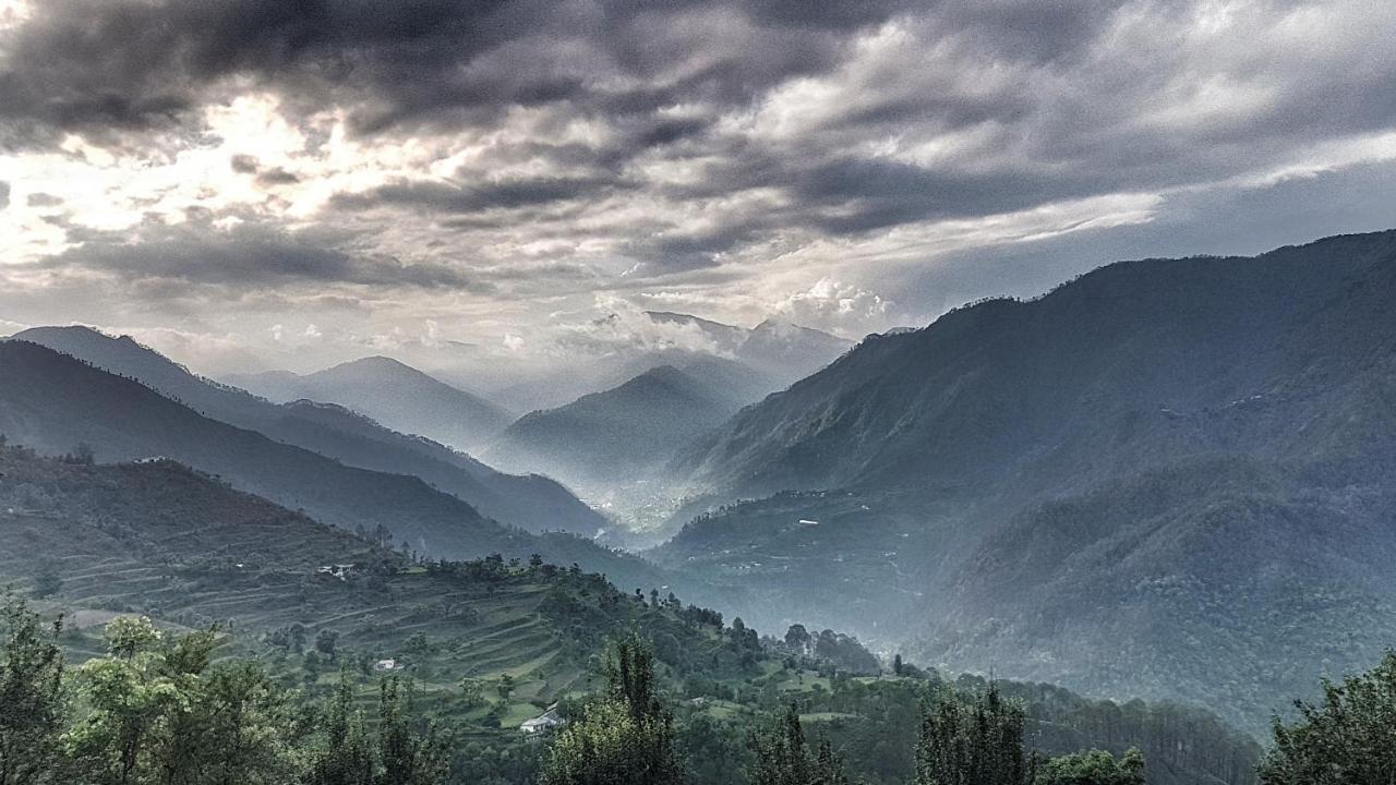 Emerald Trail Bhimtal Ngoại thất bức ảnh